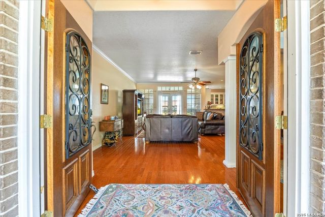 8306 Quail Covey Lane, San Antonio, TX 78263