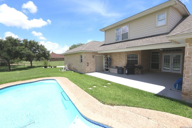 8306 Quail Covey Lane, San Antonio, TX 78263