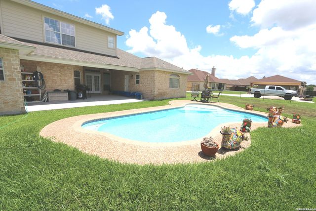 8306 Quail Covey Lane, San Antonio, TX 78263