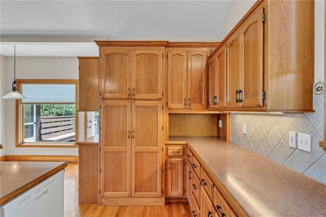 928 E 1279 Road, Lawrence, KS 66047