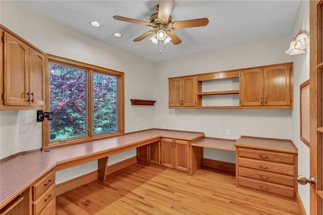 928 E 1279 Road, Lawrence, KS 66047