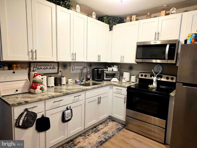 203 LAKE PLACID DR, Little Egg Harbor Twp, NJ 08087