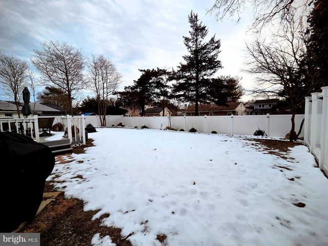 203 LAKE PLACID DR, Little Egg Harbor Twp, NJ 08087