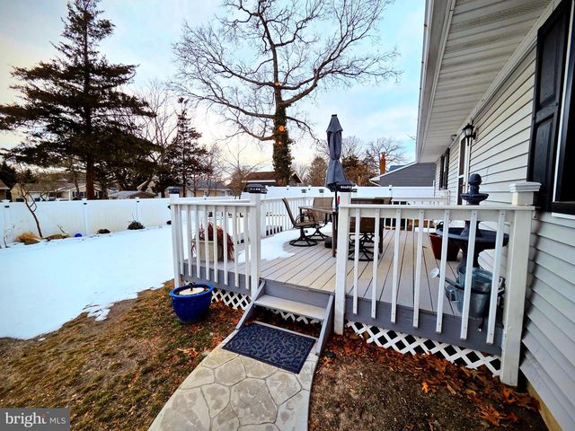 203 LAKE PLACID DR, Little Egg Harbor Twp, NJ 08087