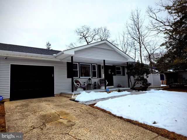 203 LAKE PLACID DR, Little Egg Harbor Twp, NJ 08087