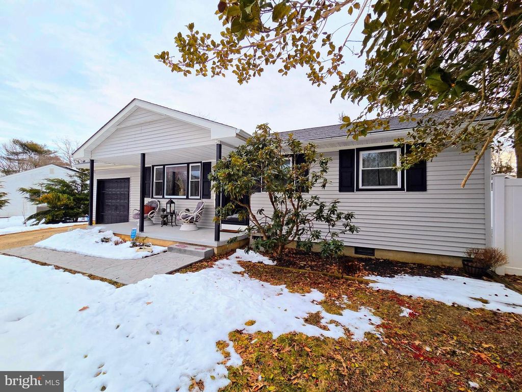 203 LAKE PLACID DR, Little Egg Harbor Twp, NJ 08087