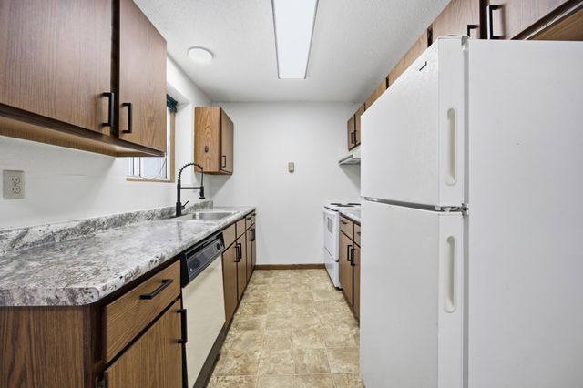 3307-3309 2nd Street N, Fargo, ND 58102