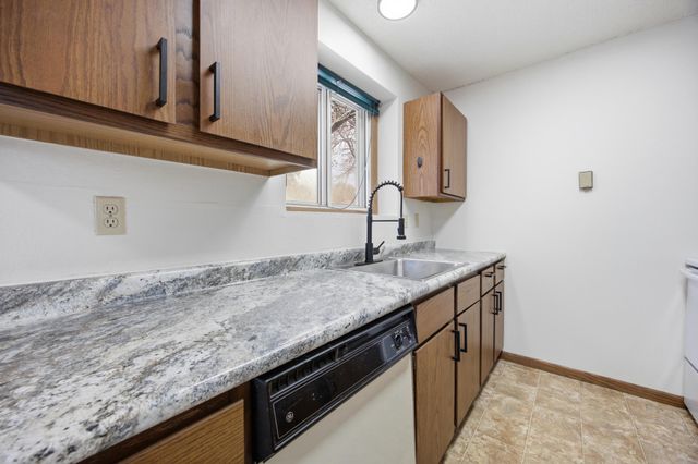 3307-3309 2nd Street N, Fargo, ND 58102