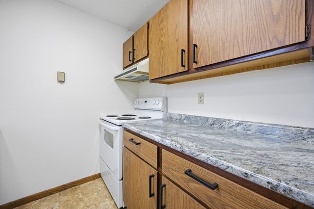 3307-3309 2nd Street N, Fargo, ND 58102