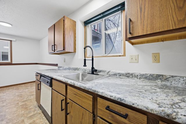 3307-3309 2nd Street N, Fargo, ND 58102