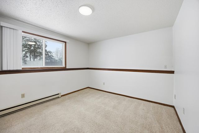 3307-3309 2nd Street N, Fargo, ND 58102