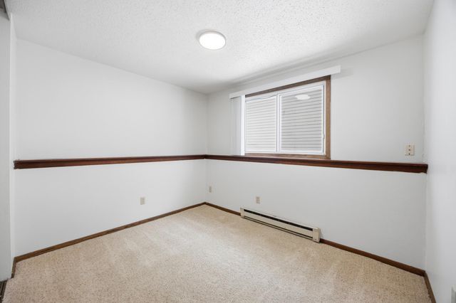 3307-3309 2nd Street N, Fargo, ND 58102