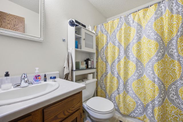 3307-3309 2nd Street N, Fargo, ND 58102