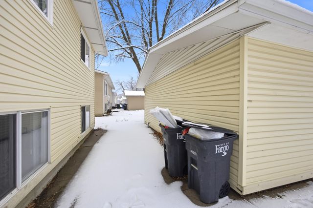 3307-3309 2nd Street N, Fargo, ND 58102