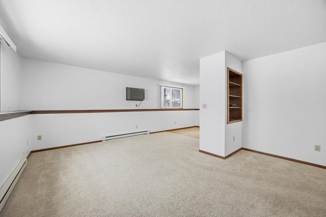 3307-3309 2nd Street N, Fargo, ND 58102