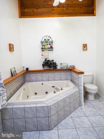 620 OLD LOVE POINT RD, Stevensville, MD 21666