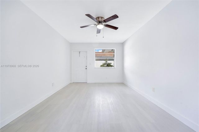 15991 NE 18th Pl 3, North Miami Beach, FL 33162