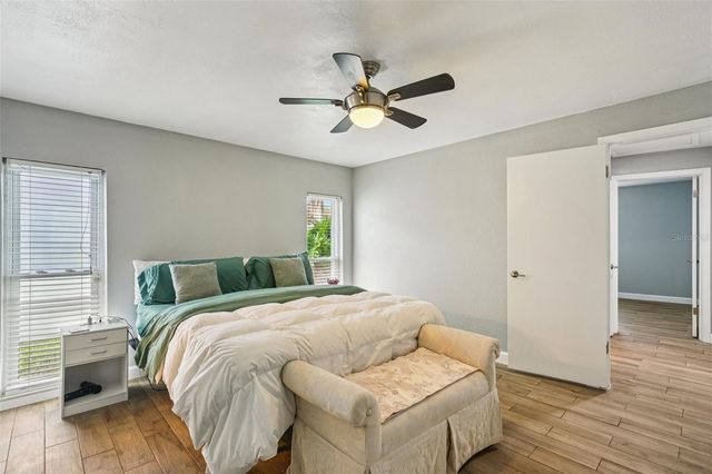 6010 BAYOU GRANDE BOULEVARD NE, St Petersburg, FL 33703