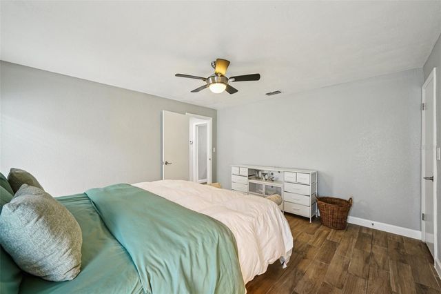 6010 BAYOU GRANDE BOULEVARD NE, St Petersburg, FL 33703