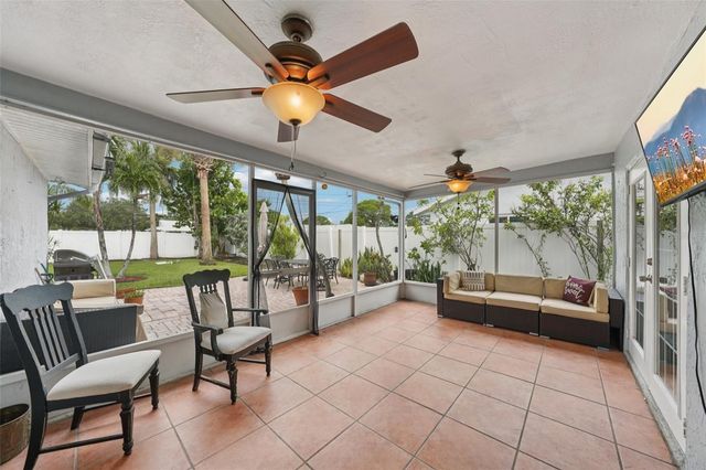 6010 BAYOU GRANDE BOULEVARD NE, St Petersburg, FL 33703