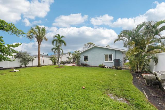6010 BAYOU GRANDE BOULEVARD NE, St Petersburg, FL 33703