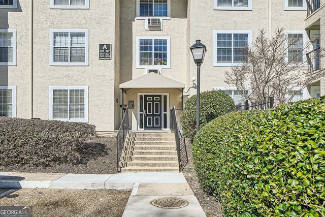 3655 Habersham Road NE 227, Atlanta, GA 30305