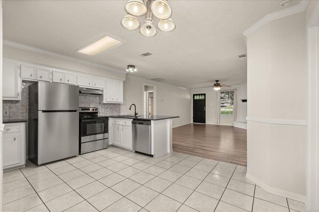 222 Cool Cove, Montgomery, TX 77356