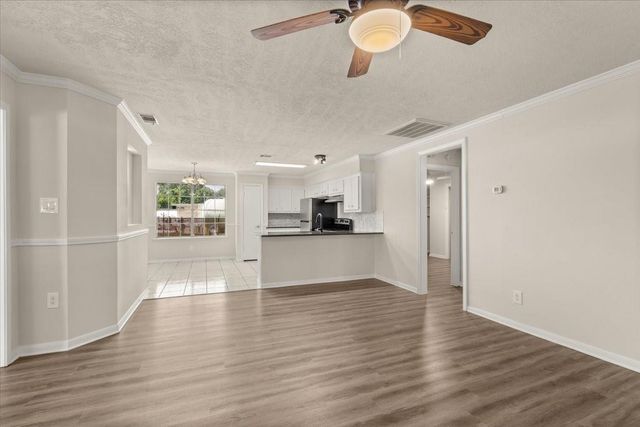 222 Cool Cove, Montgomery, TX 77356