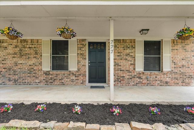 222 Cool Cove, Montgomery, TX 77356