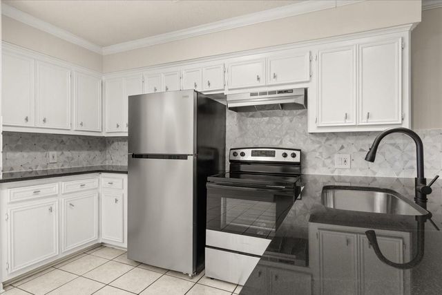 222 Cool Cove, Montgomery, TX 77356