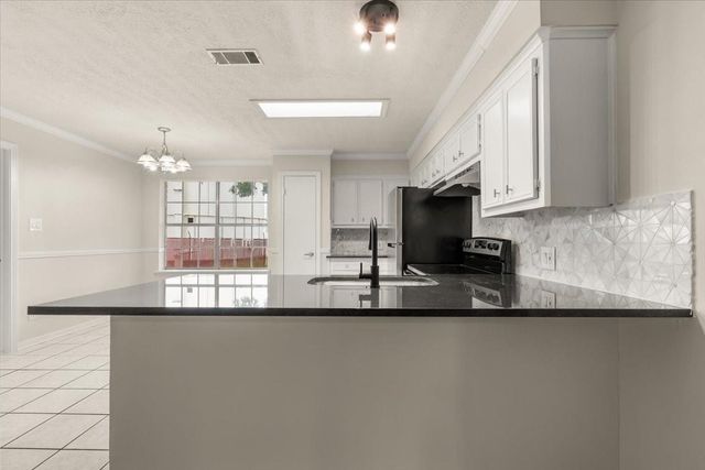 222 Cool Cove, Montgomery, TX 77356