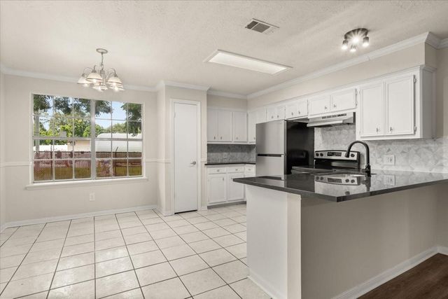 222 Cool Cove, Montgomery, TX 77356