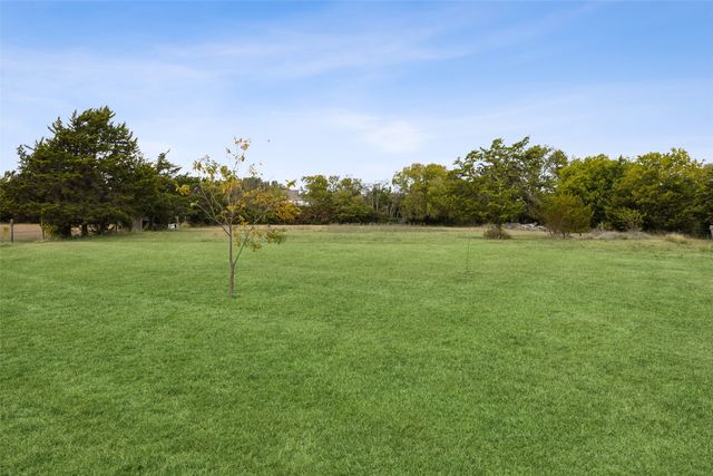 1403 N Cedar Hill Road, Cedar Hill, TX 75104
