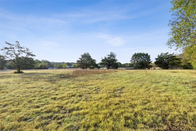 1403 N Cedar Hill Road, Cedar Hill, TX 75104
