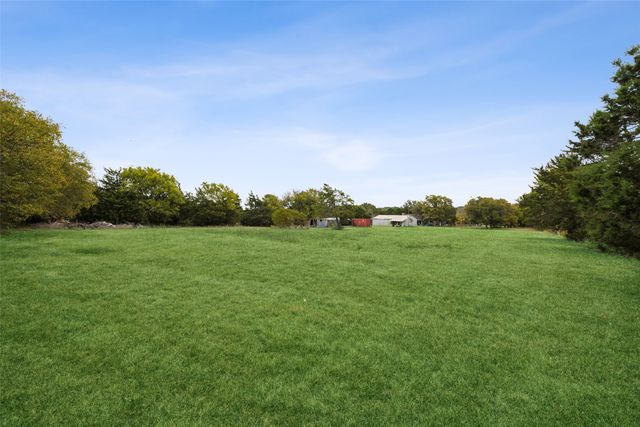 1403 N Cedar Hill Road, Cedar Hill, TX 75104