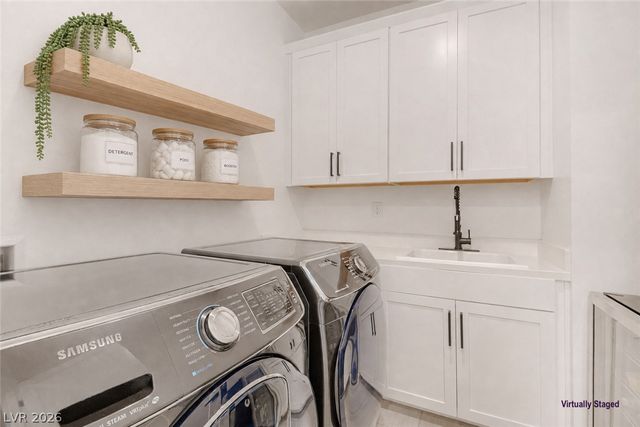 707 Glowing Horizon Street, Henderson, NV 89052