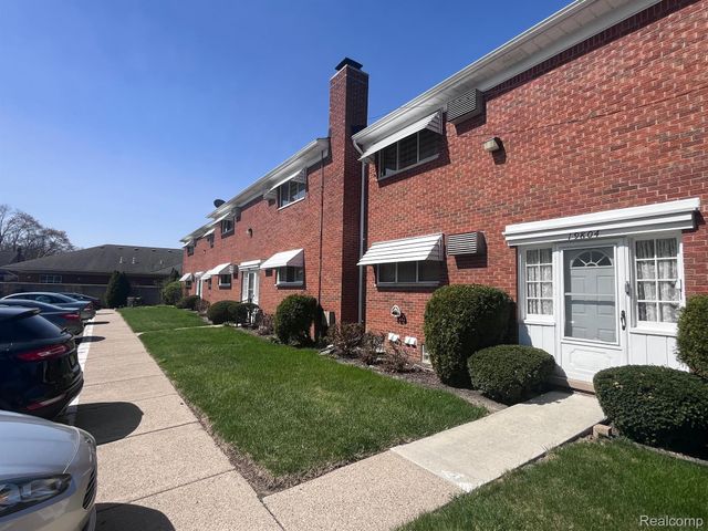 19804 Harper Avenue 202, Harper Woods, MI 48225