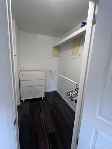 19804 Harper Avenue 202, Harper Woods, MI 48225