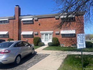 19804 Harper Avenue 202, Harper Woods, MI 48225