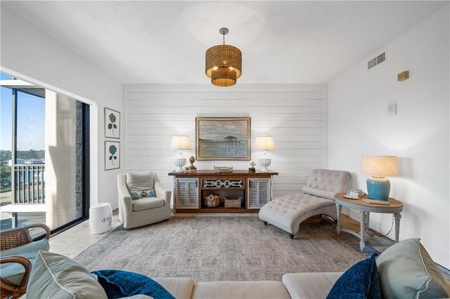 18269 Colony Drive 406, Fairhope, AL 36532