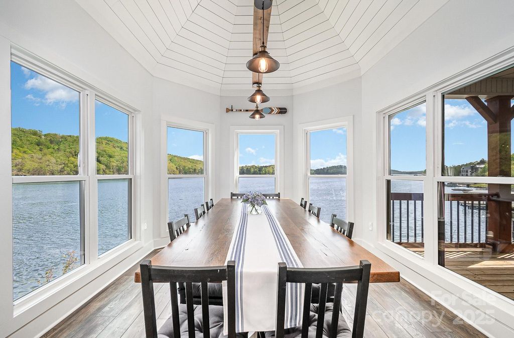 602 Shoreline Road 144, New London, NC 28127