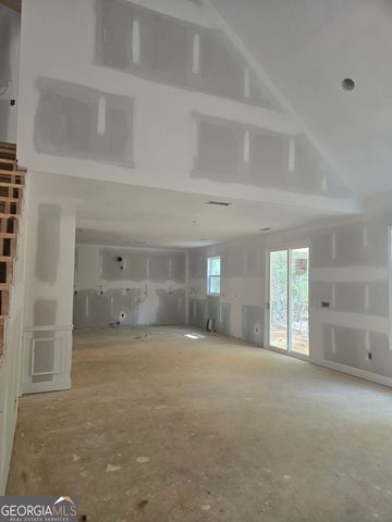 160 Rivers Edge Drive, Forsyth, GA 31029