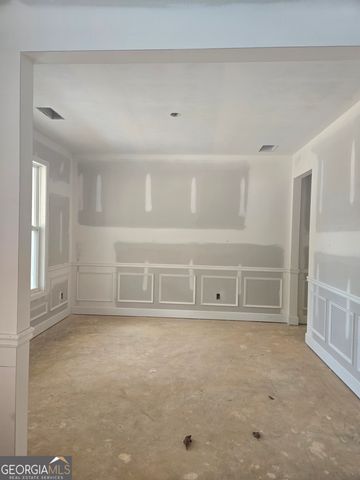 160 Rivers Edge Drive, Forsyth, GA 31029