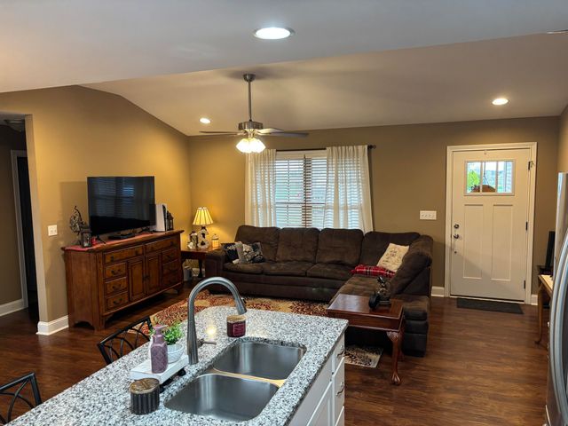 204 Windward Way, Richmond, KY 40475