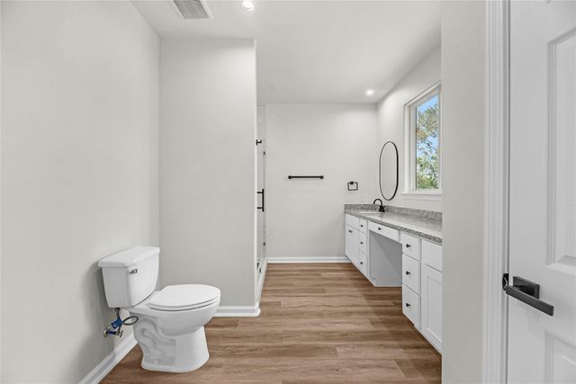 1902 Westview Drive, Alvin, TX 77511