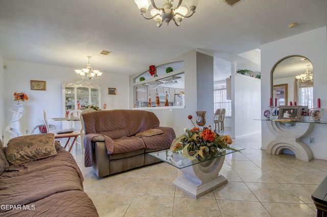 3316 TREASURE HILL Place, El Paso, TX 79936