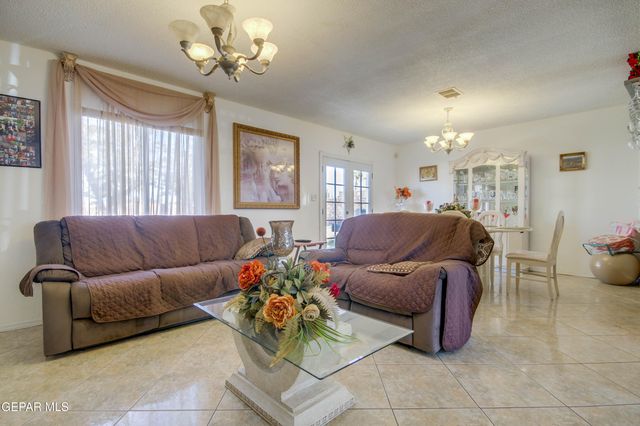 3316 TREASURE HILL Place, El Paso, TX 79936