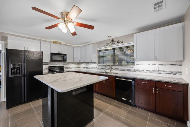 1608 Samoa CT, Pflugerville, TX 78660