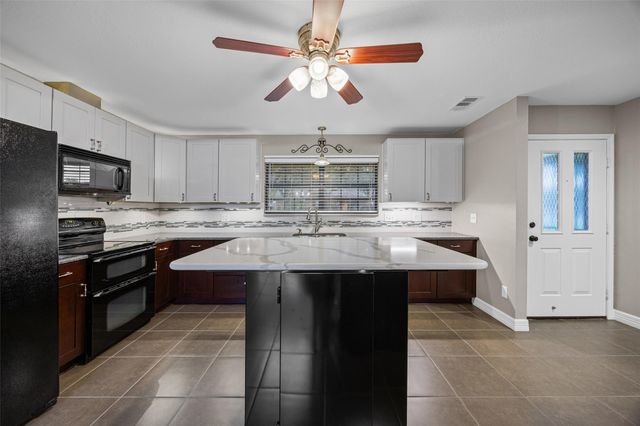 1608 Samoa CT, Pflugerville, TX 78660