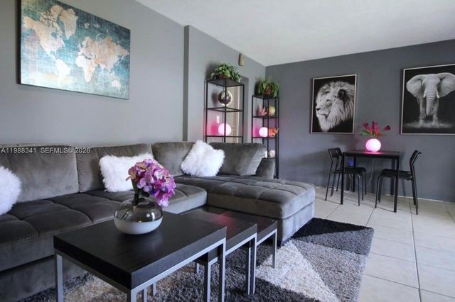 2120 NE 168th St C, North Miami Beach, FL 33162